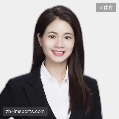 陆亮英